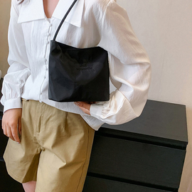 [GIRLS GOOB] Women's Classic Embroidered Shoulder Bag, China OEM
